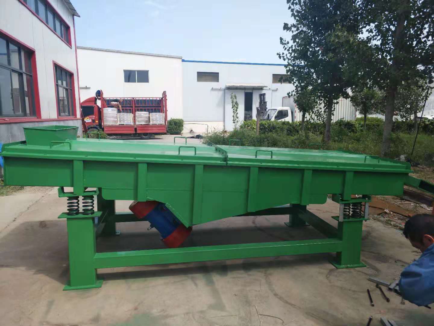 塑料、橡膠顆粒用直線篩